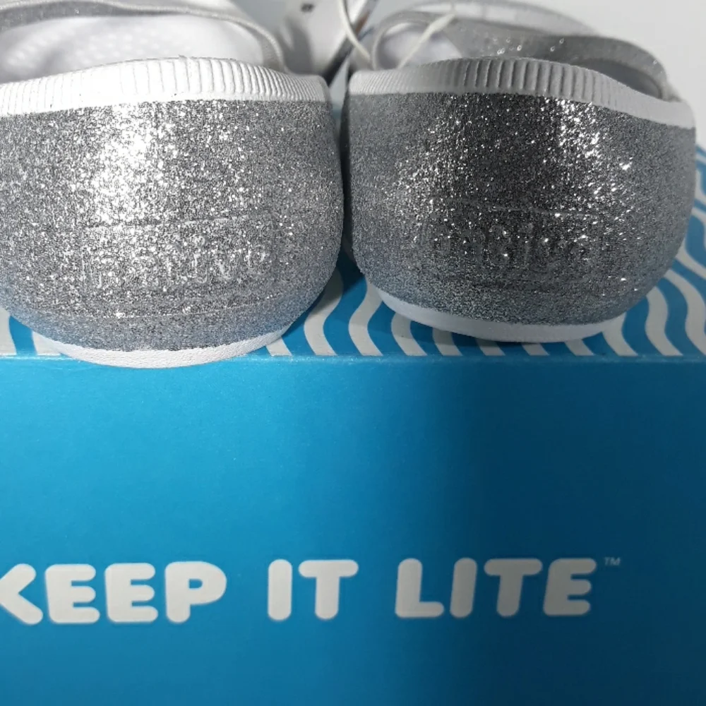 BALLET SILVER  WHITE FLATS